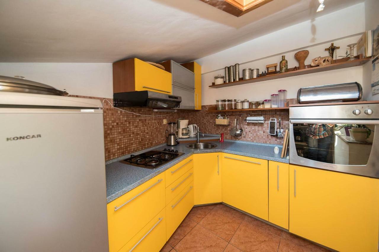 Roko Apartments Selce Bagian luar foto
